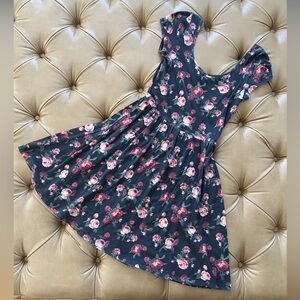 Floral Print Skater Dress Mossimo Size: XS